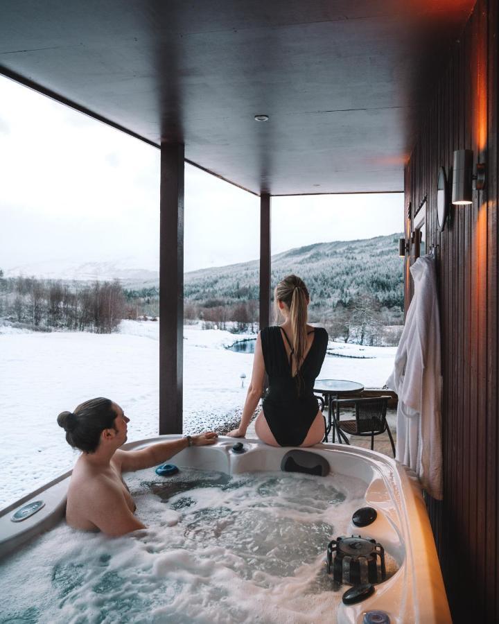 Frances' Sketch Pad With Hot Tub Apartment ฟอร์ตวิลเลียม ภายนอก รูปภาพ
